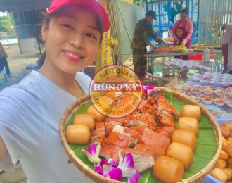 Đặt Heo Quay Tiệc Tất Niên Bí Quyết Lựa Chọn và Tổ Chức Hoàn Hảo