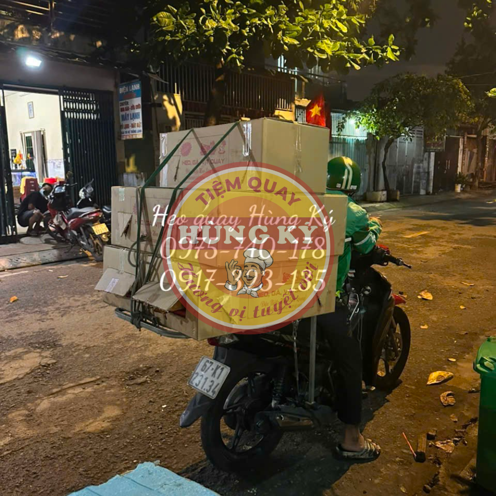 Các tiêu chí chọn mua heo quay cúng Tất Niên tại Hóc Môn