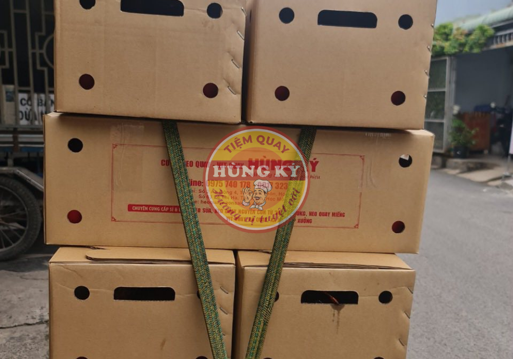 Giới Thiệu Về Việc Đặt Heo Quay Cho Tiệc Tất Niên