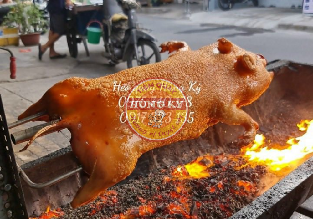 Món 1: Heo Quay Giòn Rụm