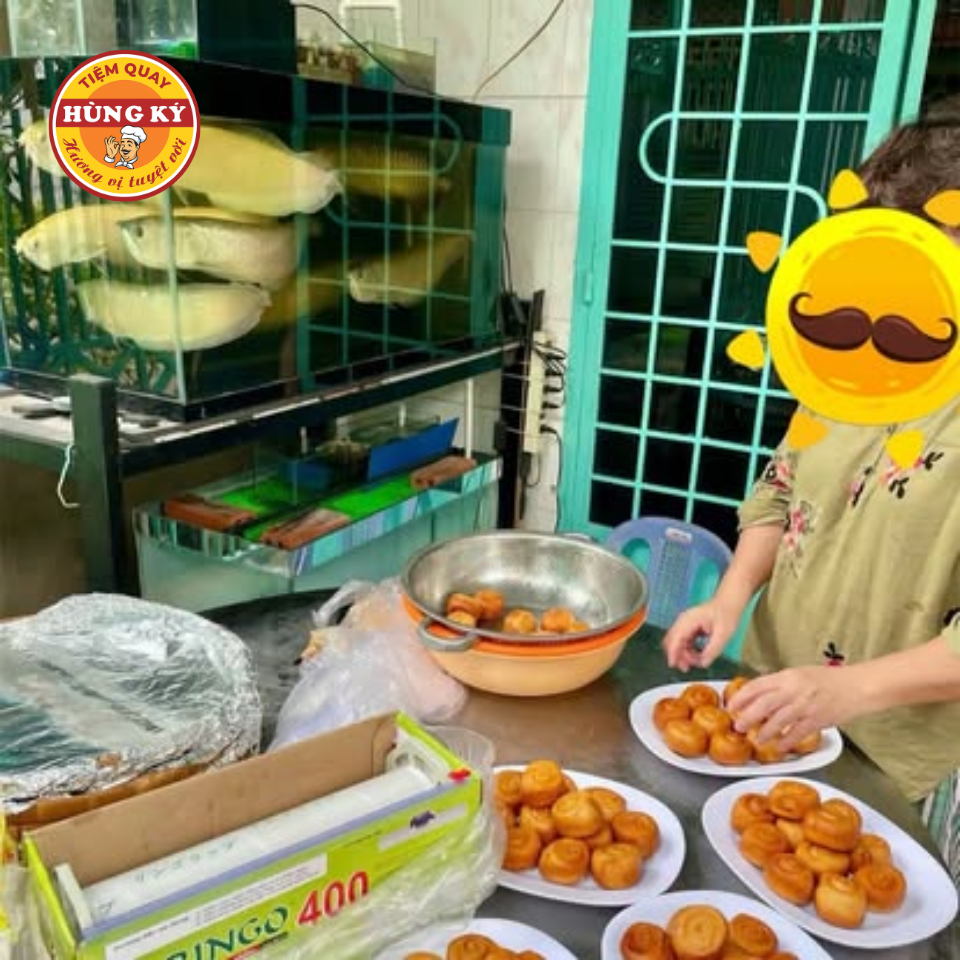 Vai trò của các món ăn kèm trong việc thể hiện lòng thành kính và cầu mong bình an